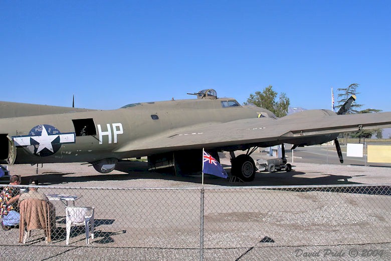 Boeing B-17G Flying Fortress 